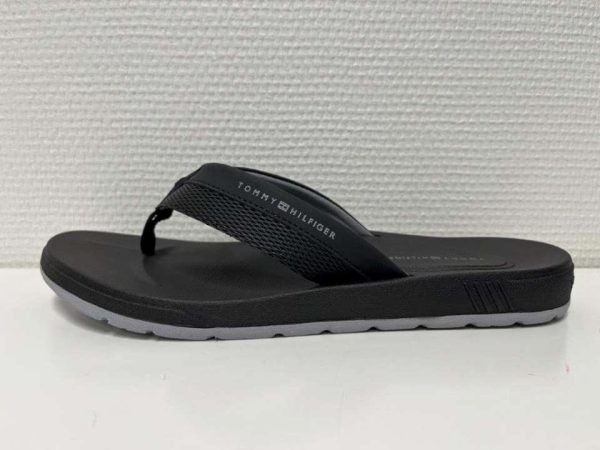 TOMMY HILFIGER 5635104 svart